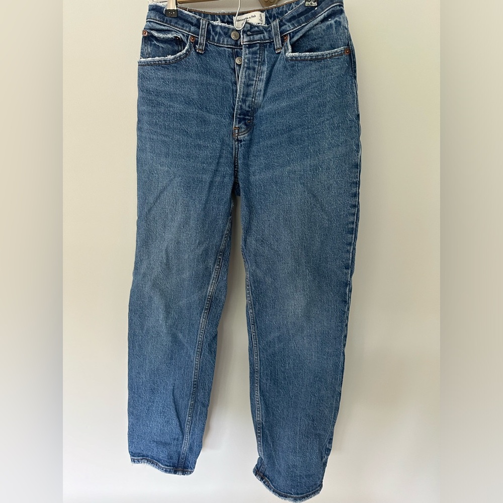 Abercrombie & Fitch women’s jeans (dad high rise)